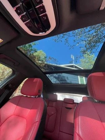 2017 Porsche Macan - Image 9 of 9