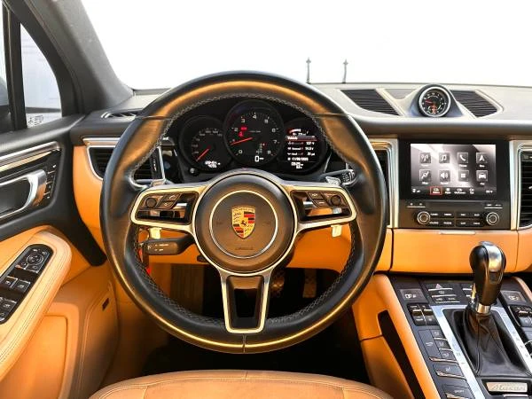 2017 Porsche Macan - Image 3 of 10