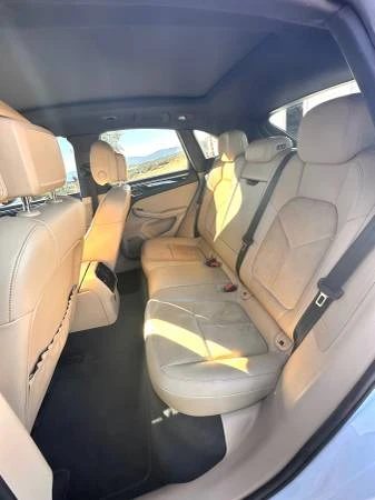 2017 Porsche Macan - Image 10 of 10