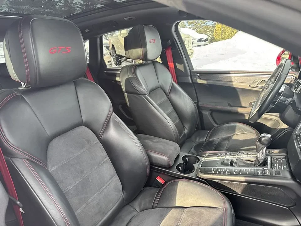 2017 Porsche Macan GTS - Image 9 of 11