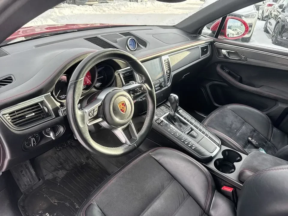 2017 Porsche Macan GTS - Image 6 of 11
