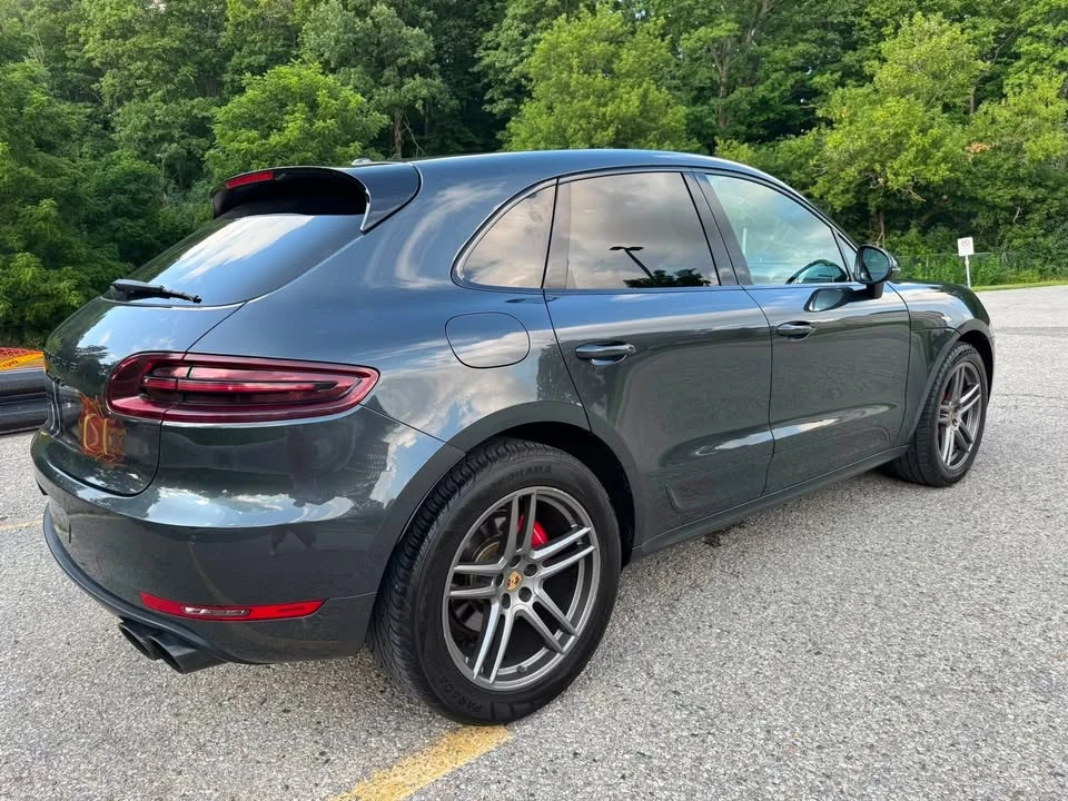 2017 Porsche Macan GTS - Image 6 of 17