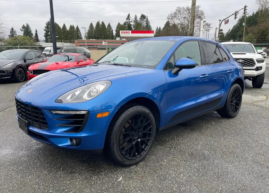 2017 Porsche Macan - Image 7 of 9
