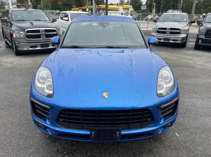 2017 Porsche Macan - Image 8 of 9