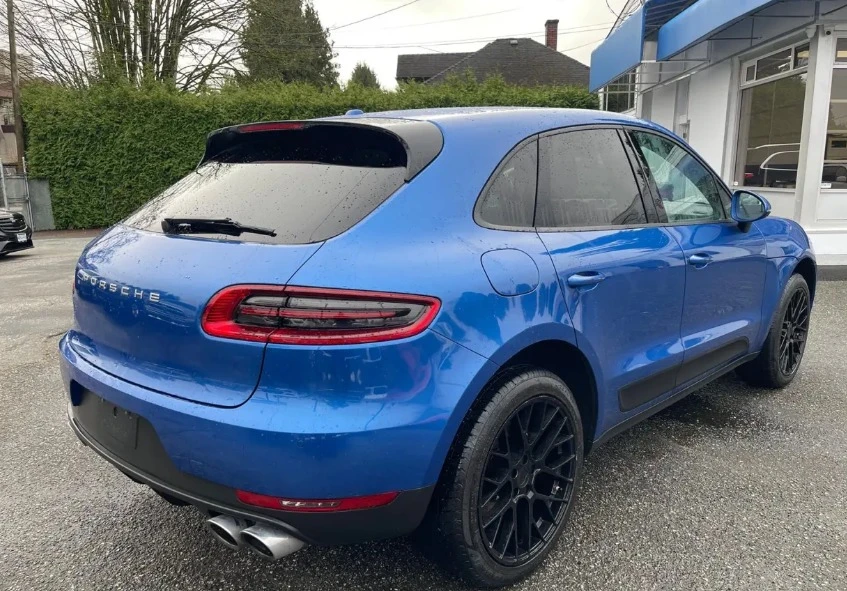 2017 Porsche Macan - Image 6 of 9