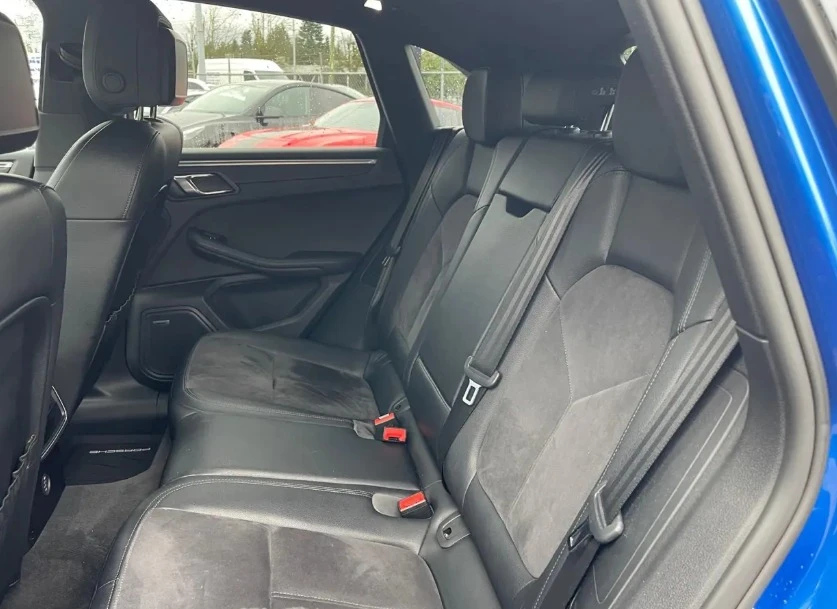 2017 Porsche Macan - Image 4 of 8