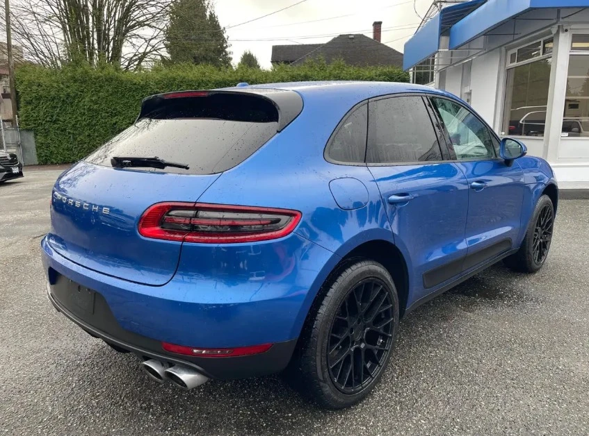 2017 Porsche Macan - Image 7 of 8