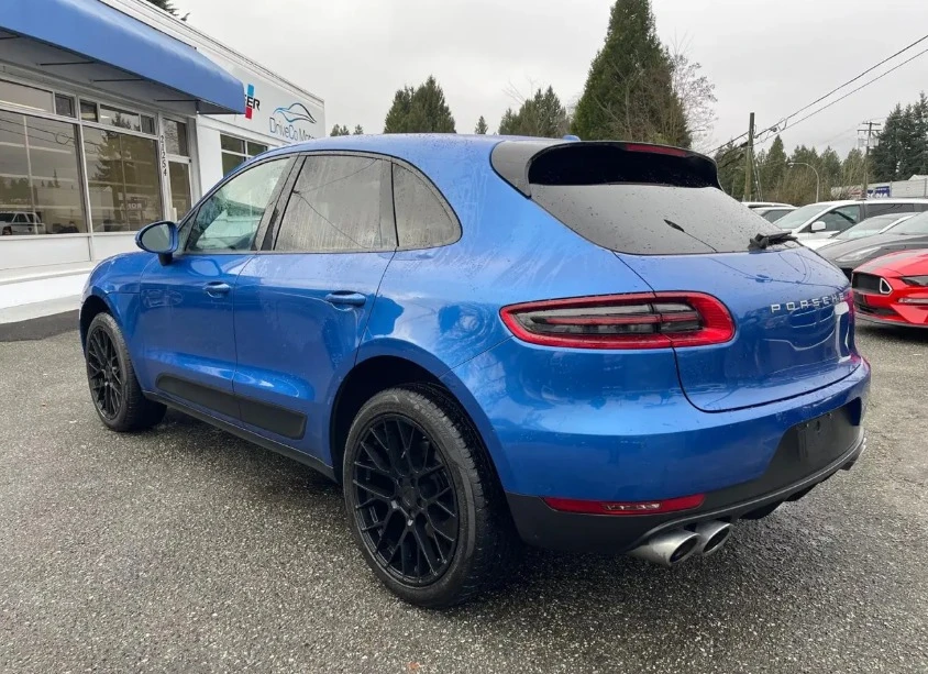 2017 Porsche Macan - Image 8 of 8