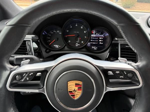 2017 Porsche Macan - Image 19 of 21