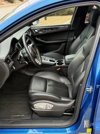 2017 Porsche Macan - Image 11 of 21