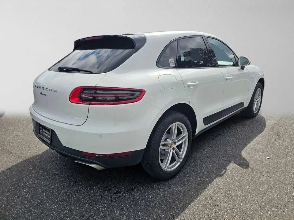 2017 Porsche Macan - Image 3 of 20