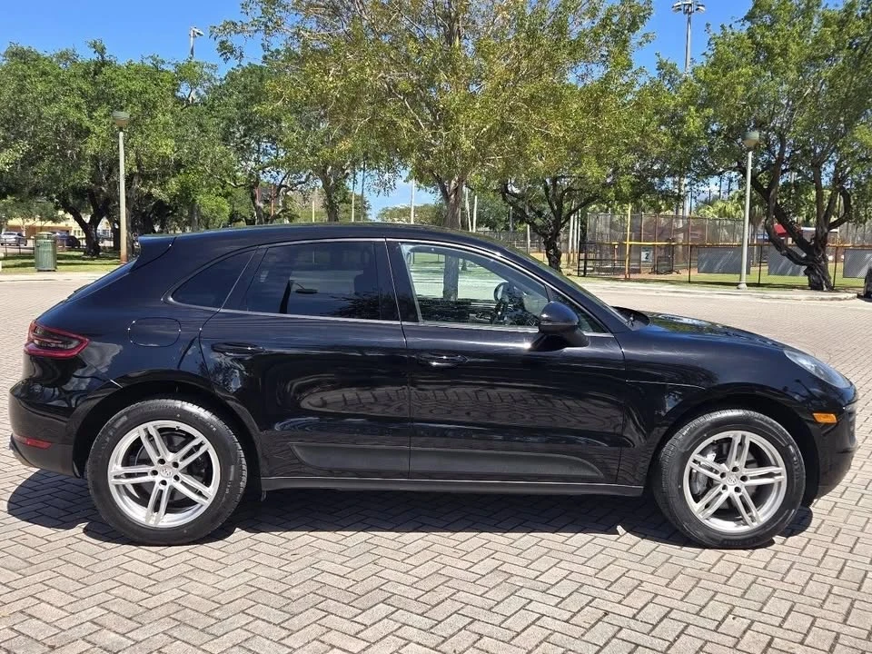 2017 Porsche Macan - Image 5 of 20