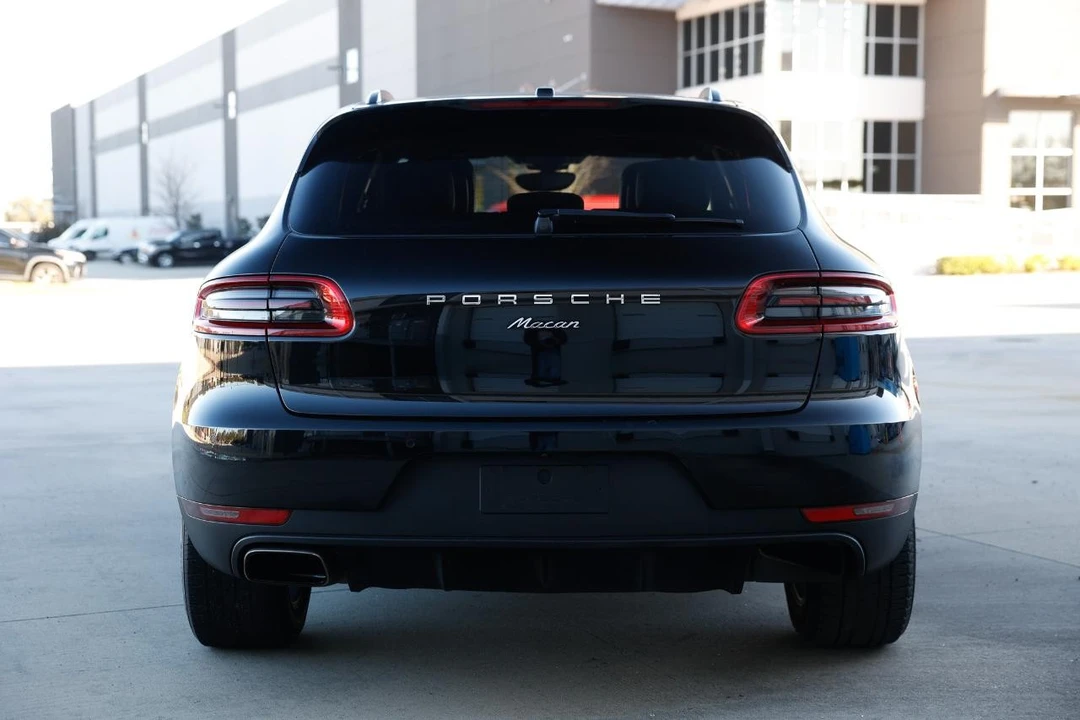 2017 Porsche Macan - Image 6 of 21