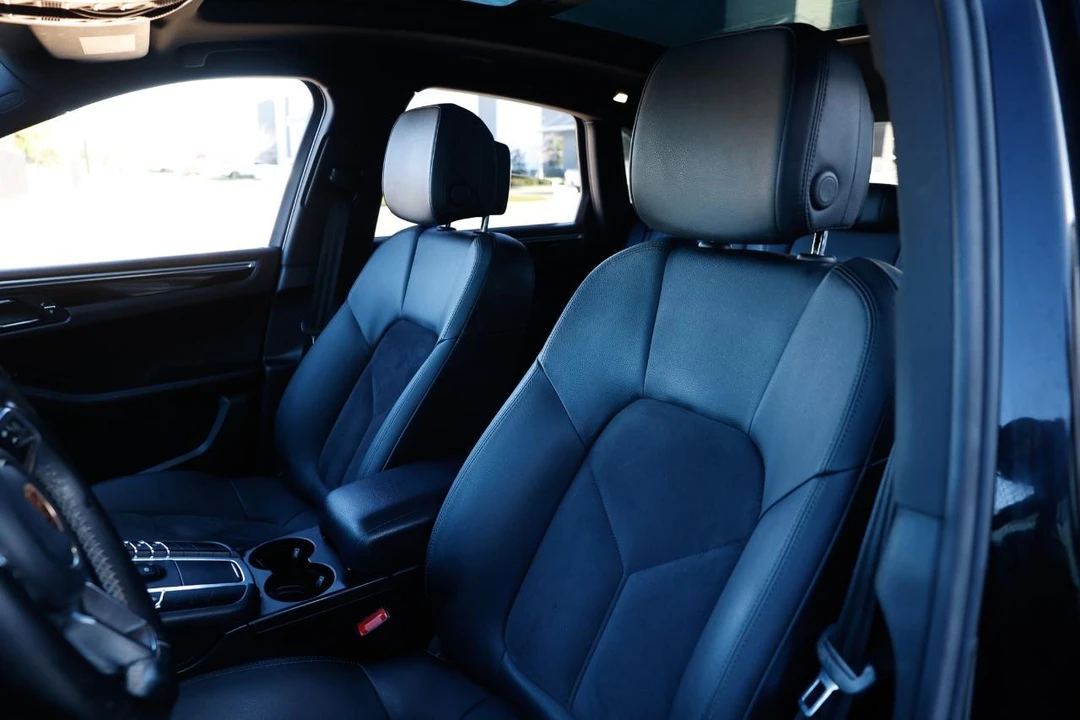 2017 Porsche Macan - Image 5 of 21