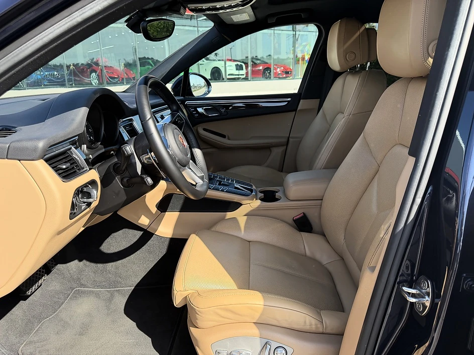 2017 Porsche Macan - Image 15 of 26