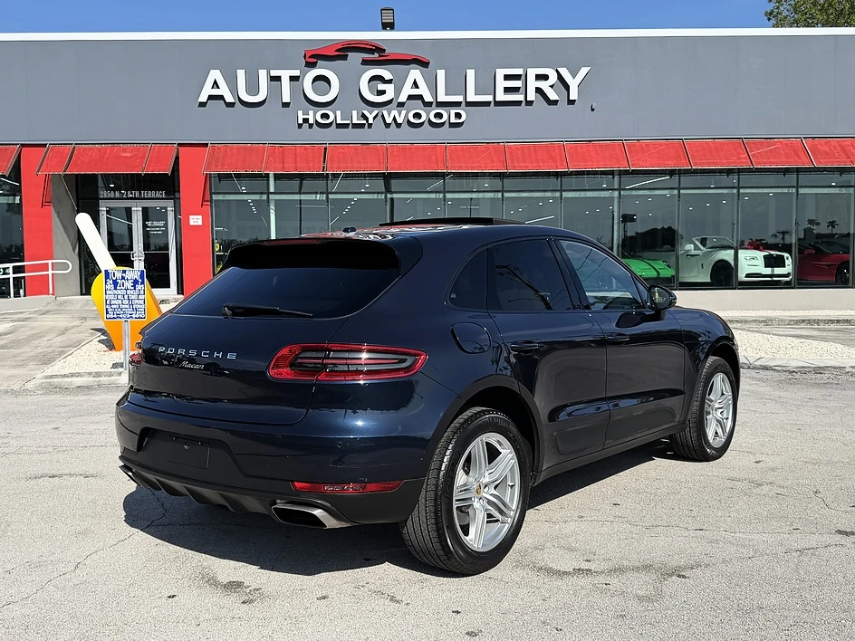 2017 Porsche Macan - Image 3 of 26