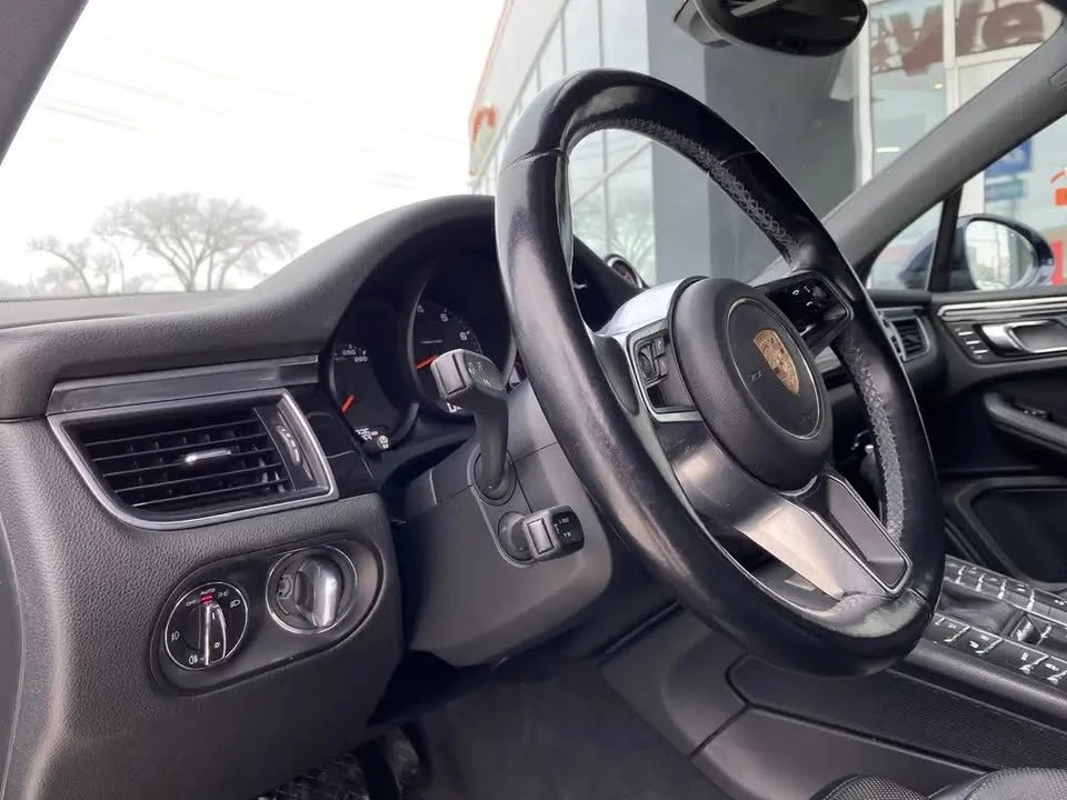 2017 Porsche Macan Turbo - Image 13 of 15