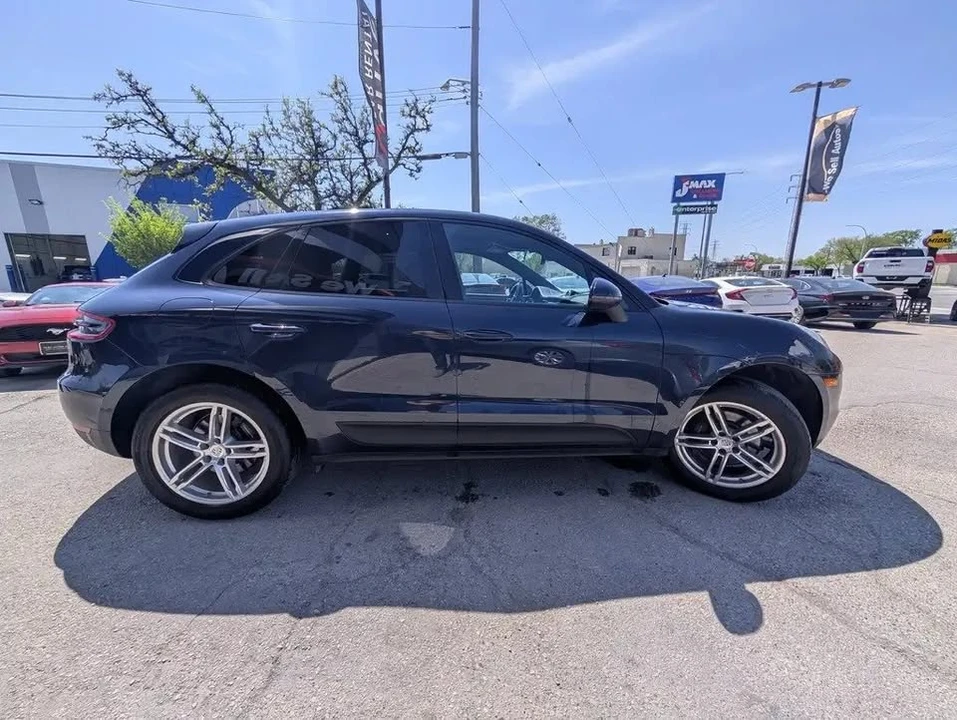 2017 Porsche Macan Turbo - Image 5 of 15
