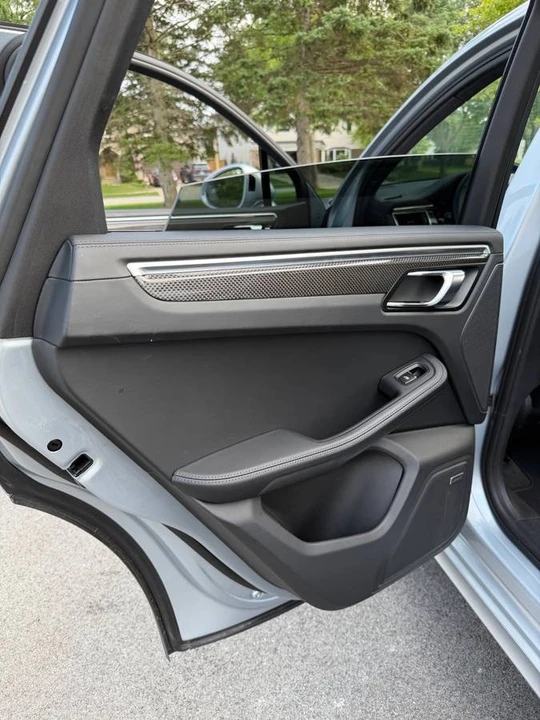 2017 Porsche Macan Turbo - Image 23 of 23