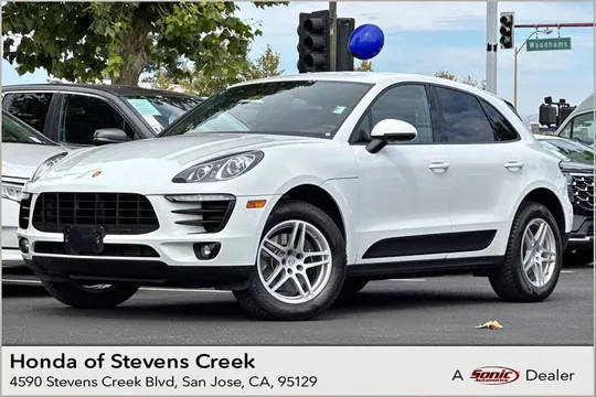 2017 Porsche Macan Base