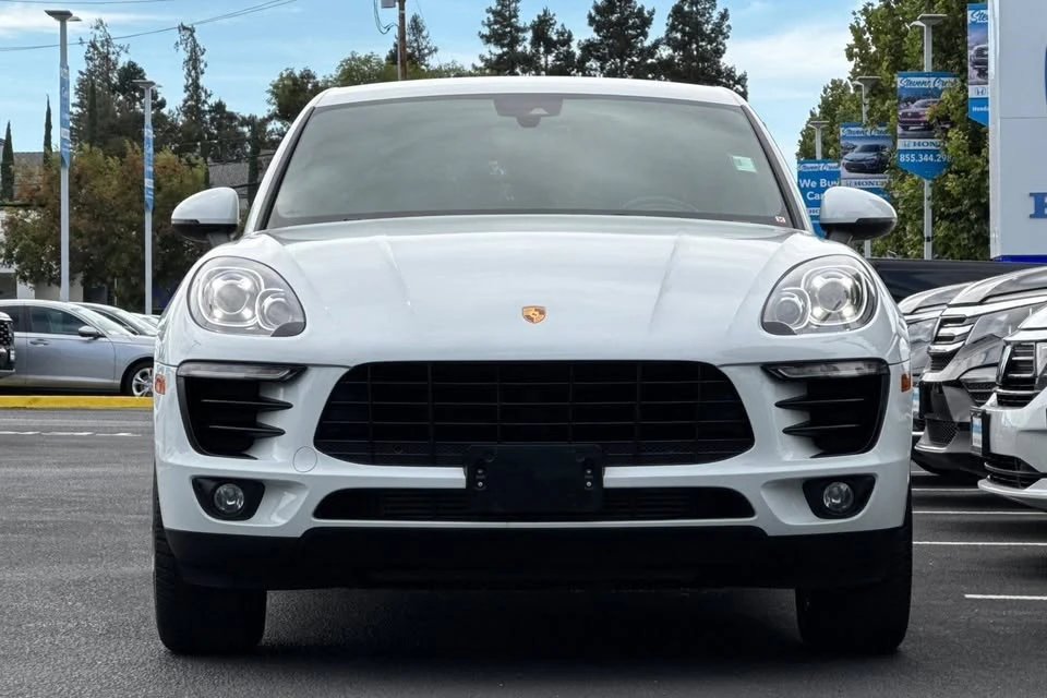 2017 Porsche Macan - Image 8 of 17