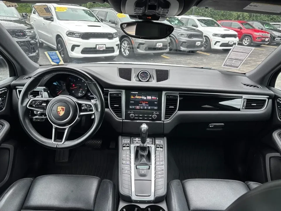 2017 Porsche Macan - Image 10 of 10