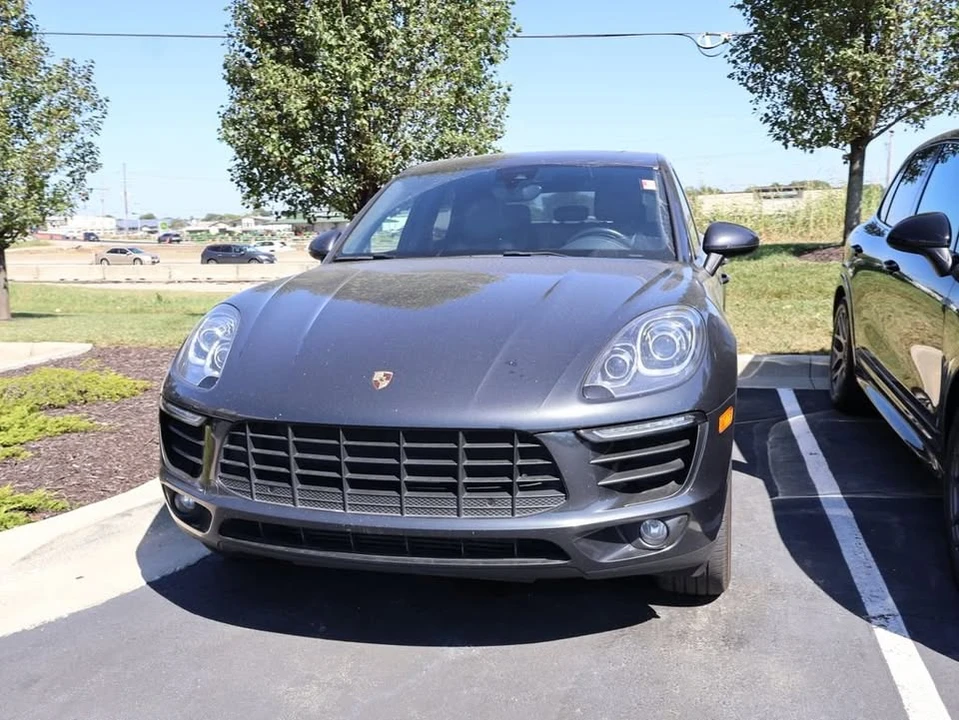 2017 Porsche Macan - Image 2 of 20