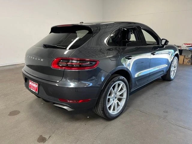2017 Porsche Macan - Image 3 of 30
