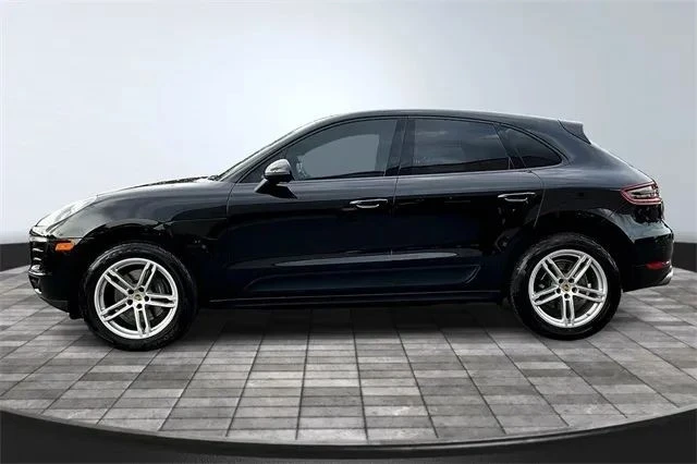 2017 Porsche Macan - Image 4 of 12