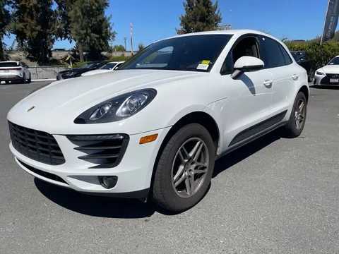 2017 Porsche Macan Base