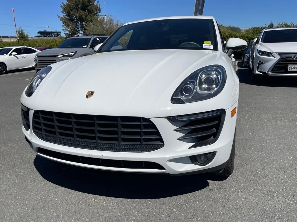 2017 Porsche Macan - Image 3 of 13