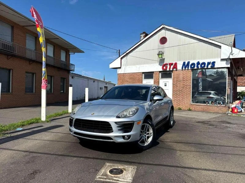 2017 Porsche Macan - Image 2 of 12