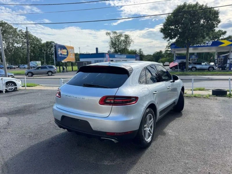 2017 Porsche Macan - Image 12 of 12