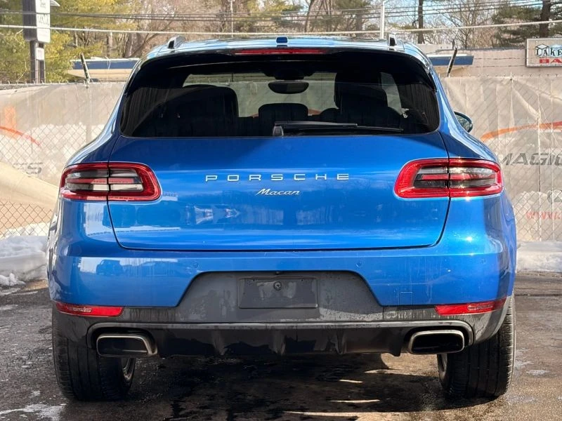 2017 Porsche Macan - Image 10 of 12