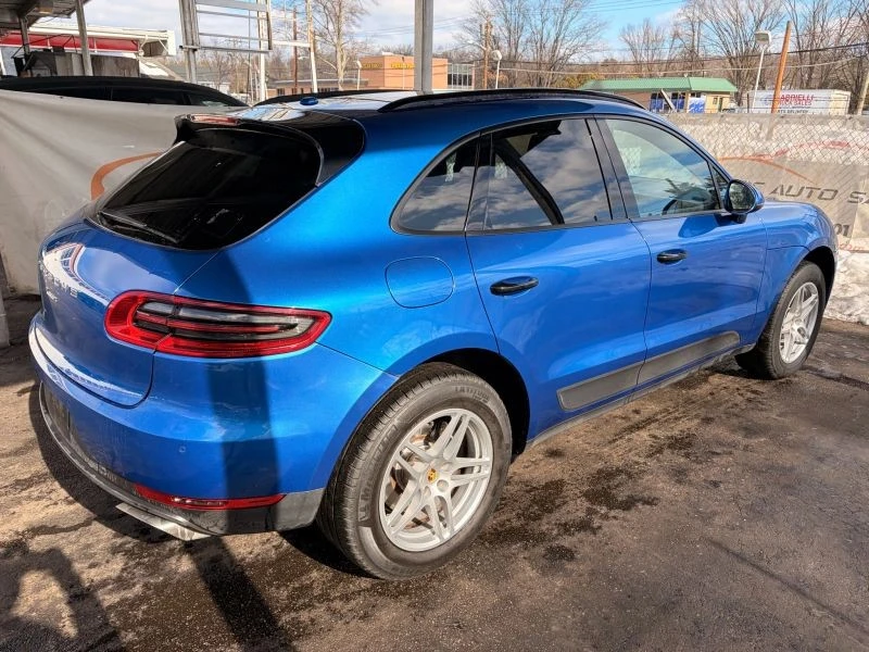 2017 Porsche Macan - Image 12 of 12