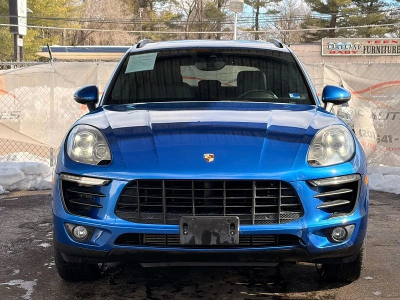 2017 Porsche Macan - Image 5 of 12