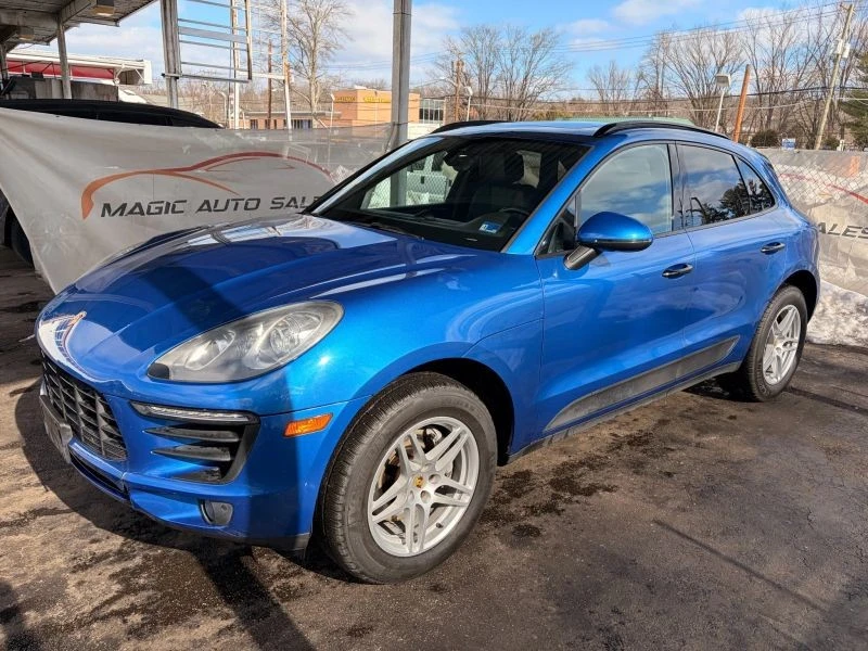 2017 Porsche Macan - Image 8 of 12