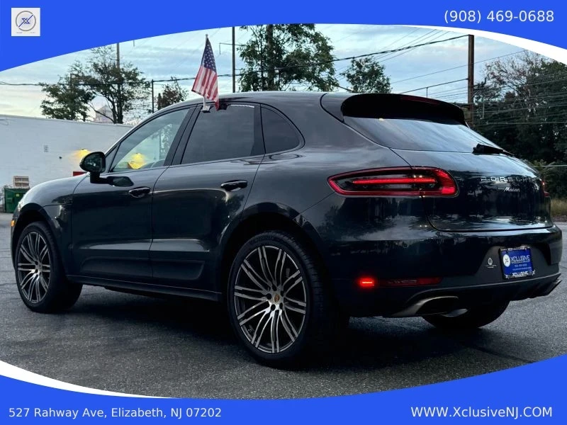 2017 Porsche Macan - Image 2 of 12