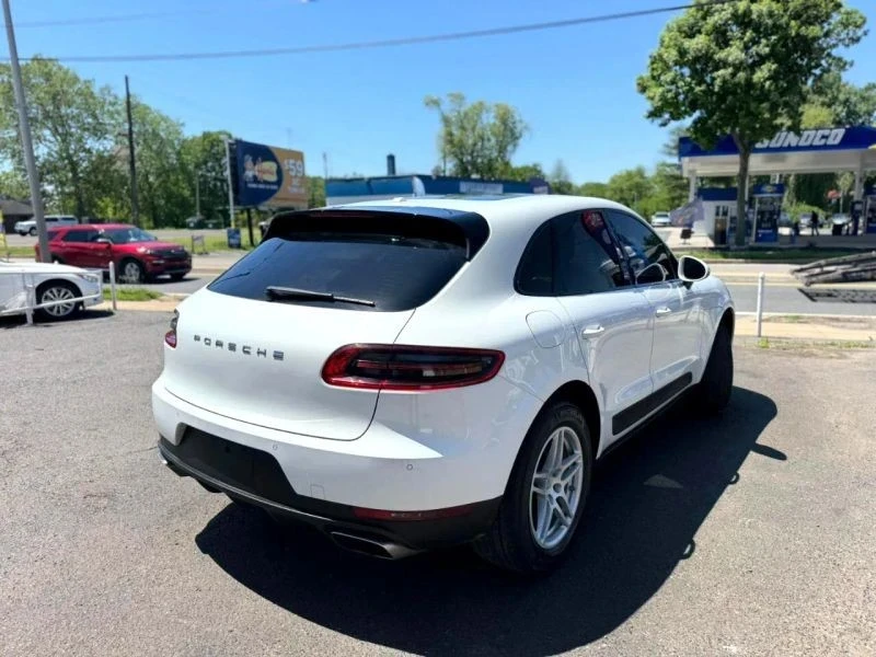 2017 Porsche Macan - Image 12 of 12