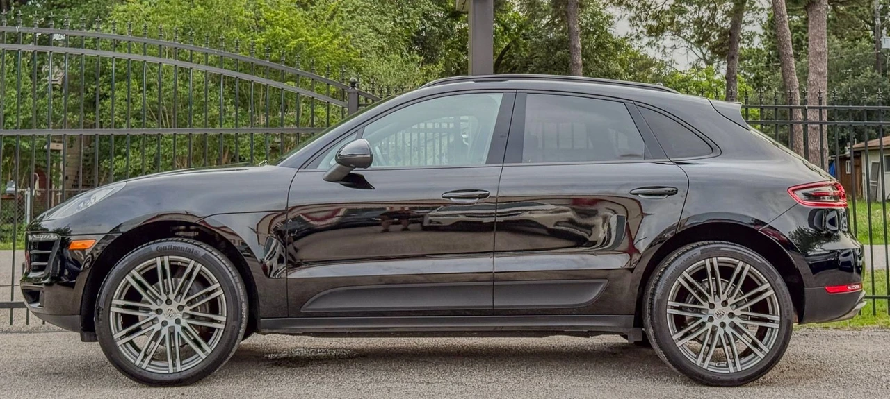 2017 Porsche Macan - Image 3 of 12