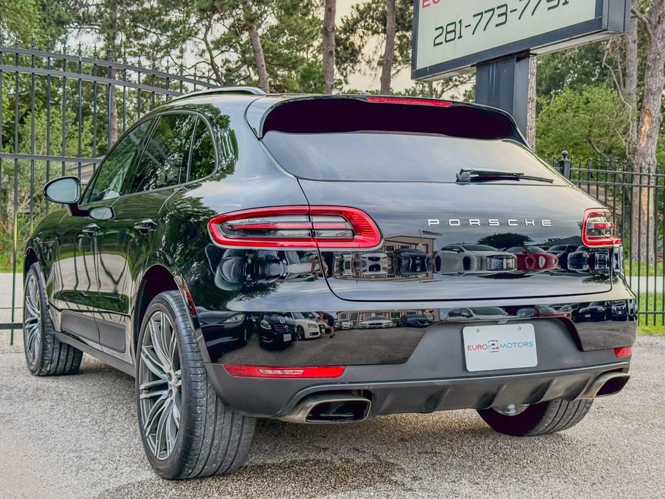 2017 Porsche Macan - Image 5 of 12