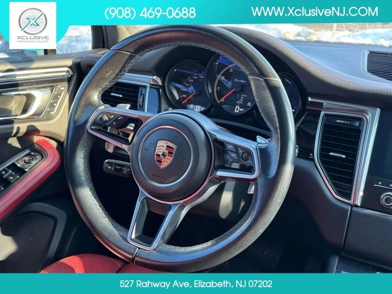 2017 Porsche Macan - Image 11 of 12