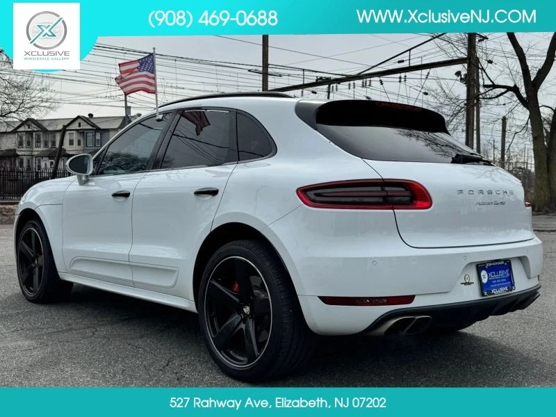 2017 Porsche Macan - Image 2 of 12