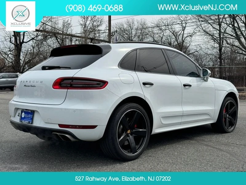 2017 Porsche Macan - Image 4 of 12