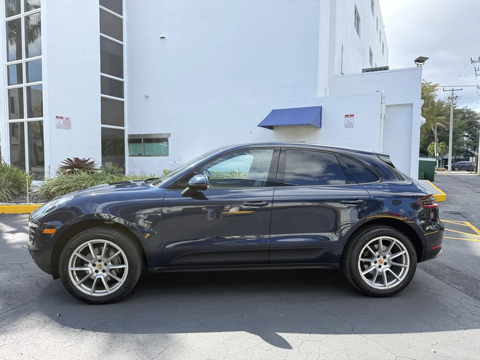 2017 Porsche Macan - Image 5 of 20