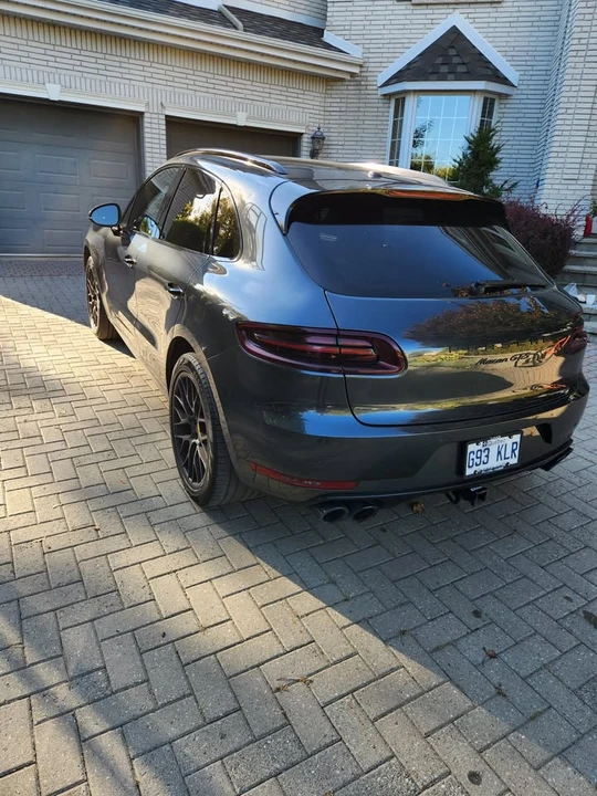 2017 Porsche Macan GTS - Image 11 of 13