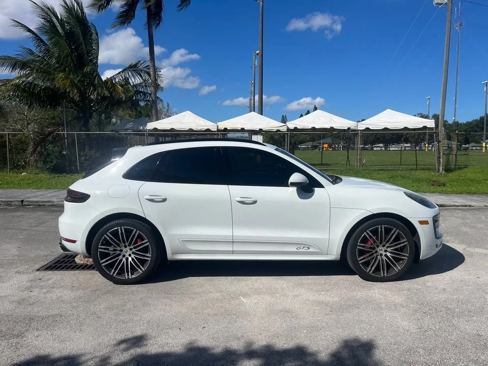 2017 Porsche Macan GTS - Image 3 of 9