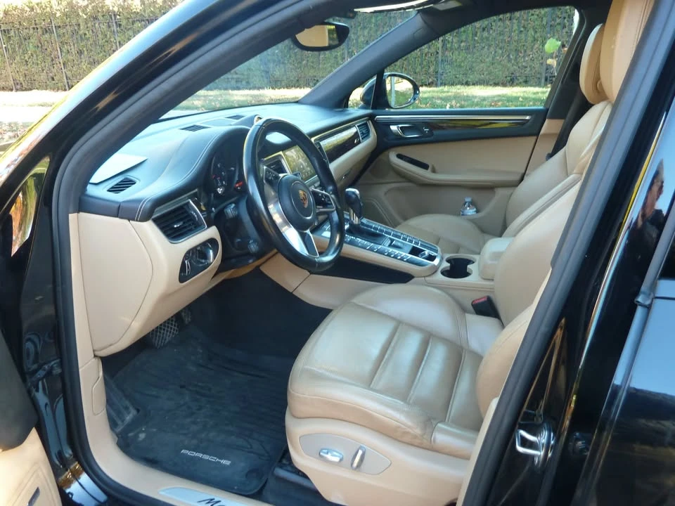 2017 Porsche Macan GTS - Image 8 of 14