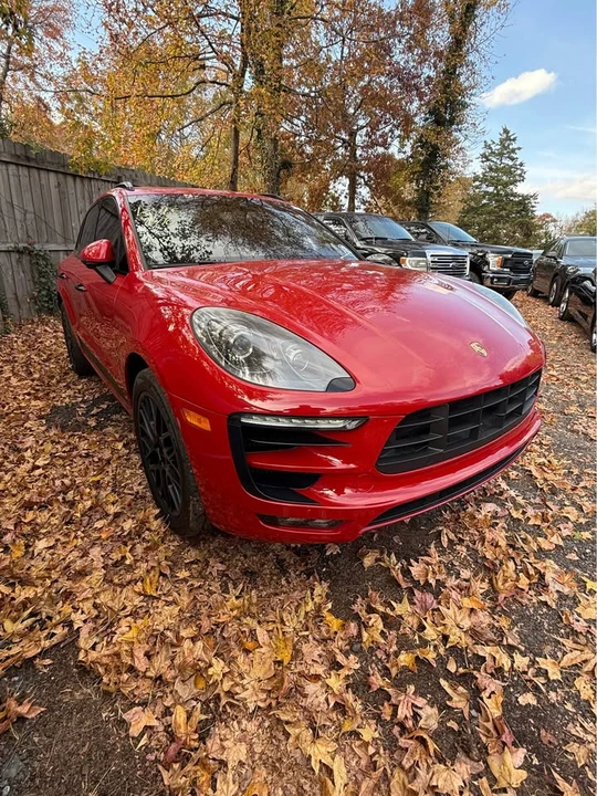 2017 Porsche Macan GTS - Image 2 of 5