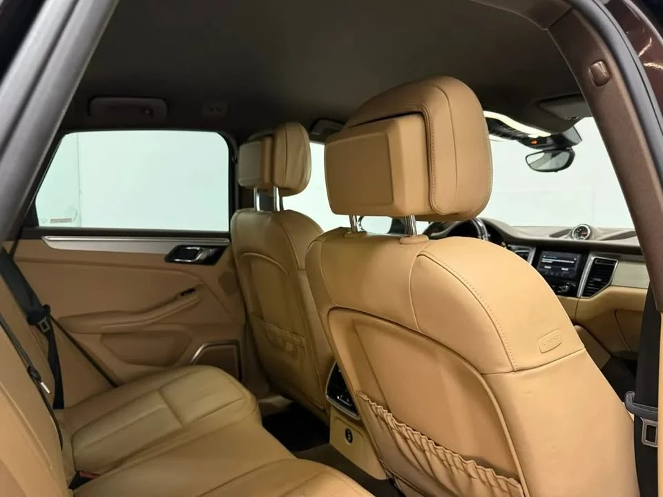 2017 Porsche Macan GTS - Image 13 of 20